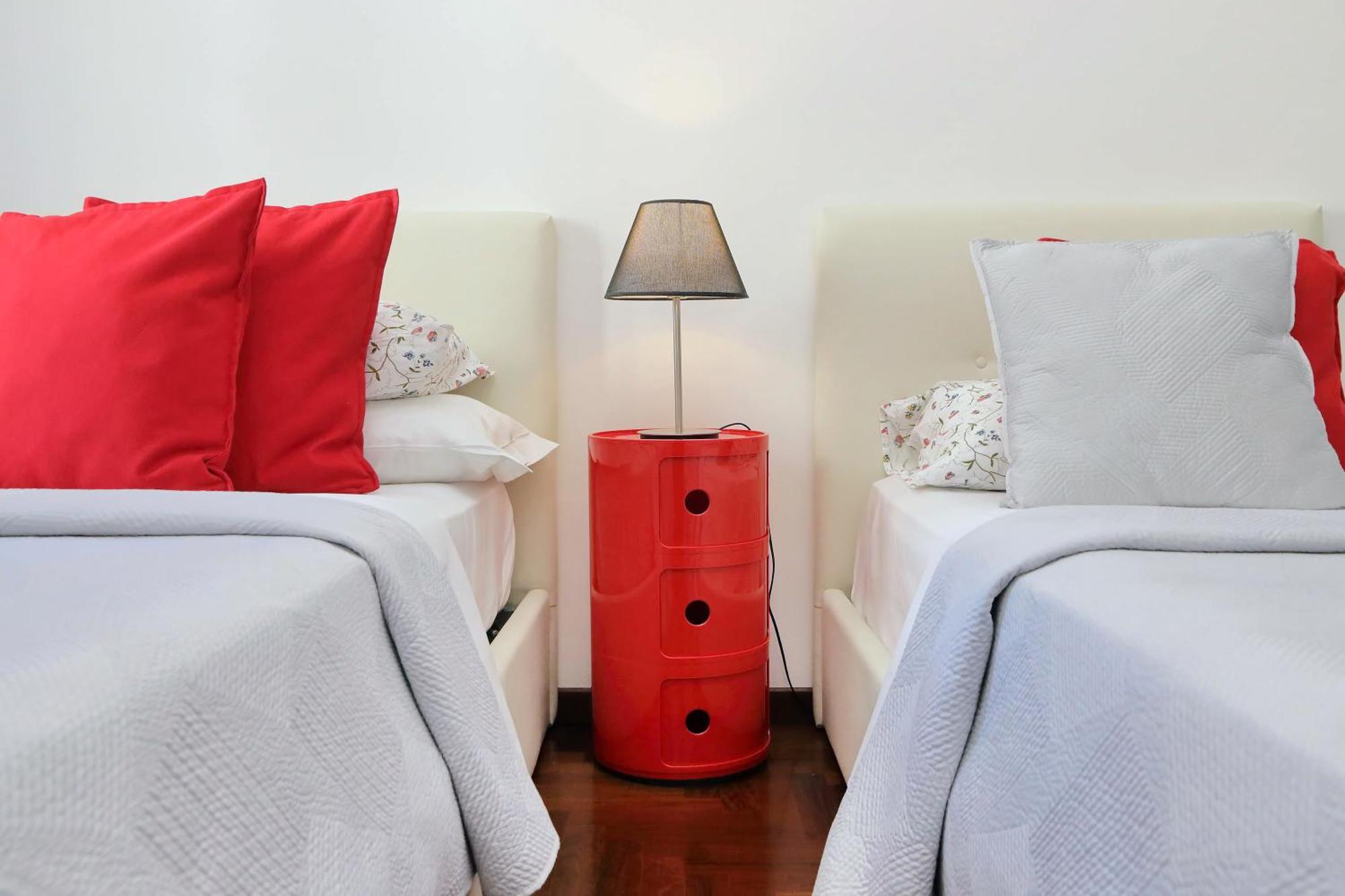 Luxury Apartment Vaticano-S'Peter Basilica - Netflix Wifi - Aircond Rome Exterior photo